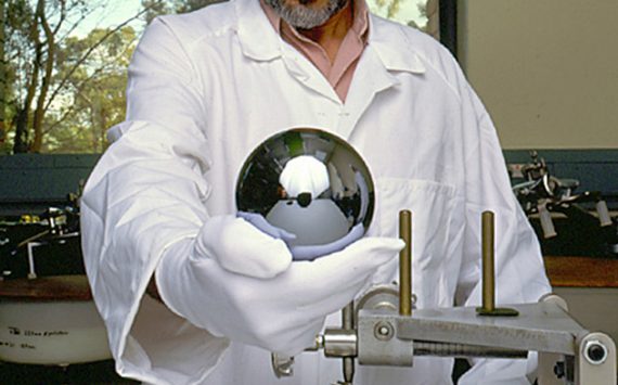 Dünyanın ən ideal hamar səthə malik kürəsi