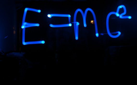 21-ci əsrin imperiyası və qurucusu